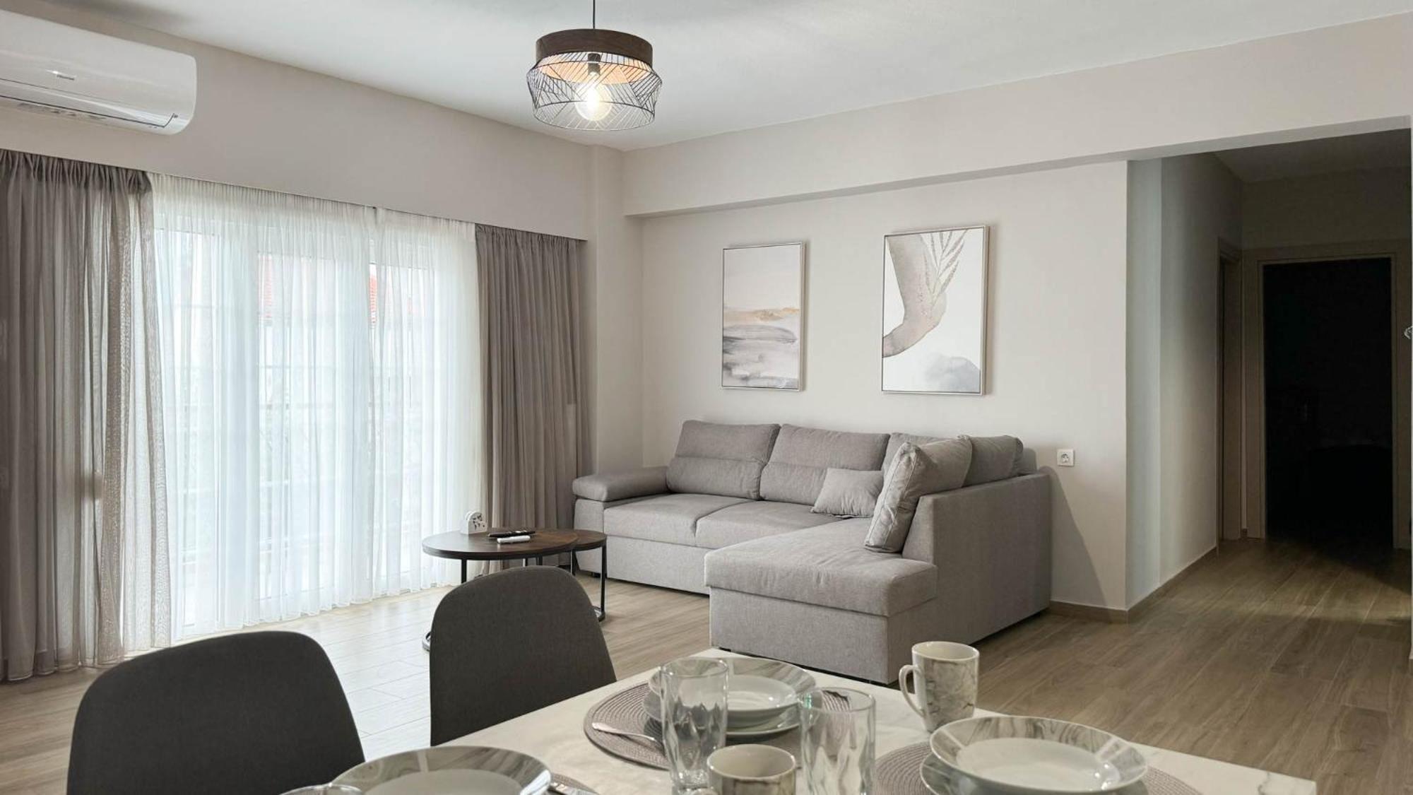 V&P House Meteora Apartment กาลัมปากา ภายนอก รูปภาพ