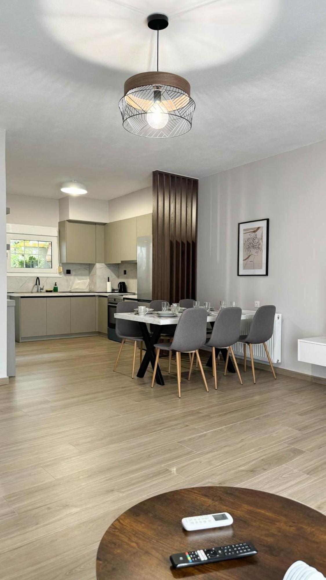 V&P House Meteora Apartment กาลัมปากา ภายนอก รูปภาพ